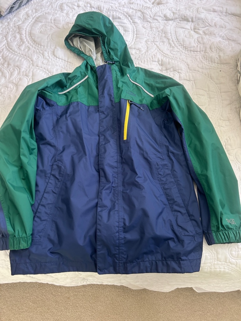 LL Bean Navy and Green Waterproof Hooded Jacket. Medium 10-12